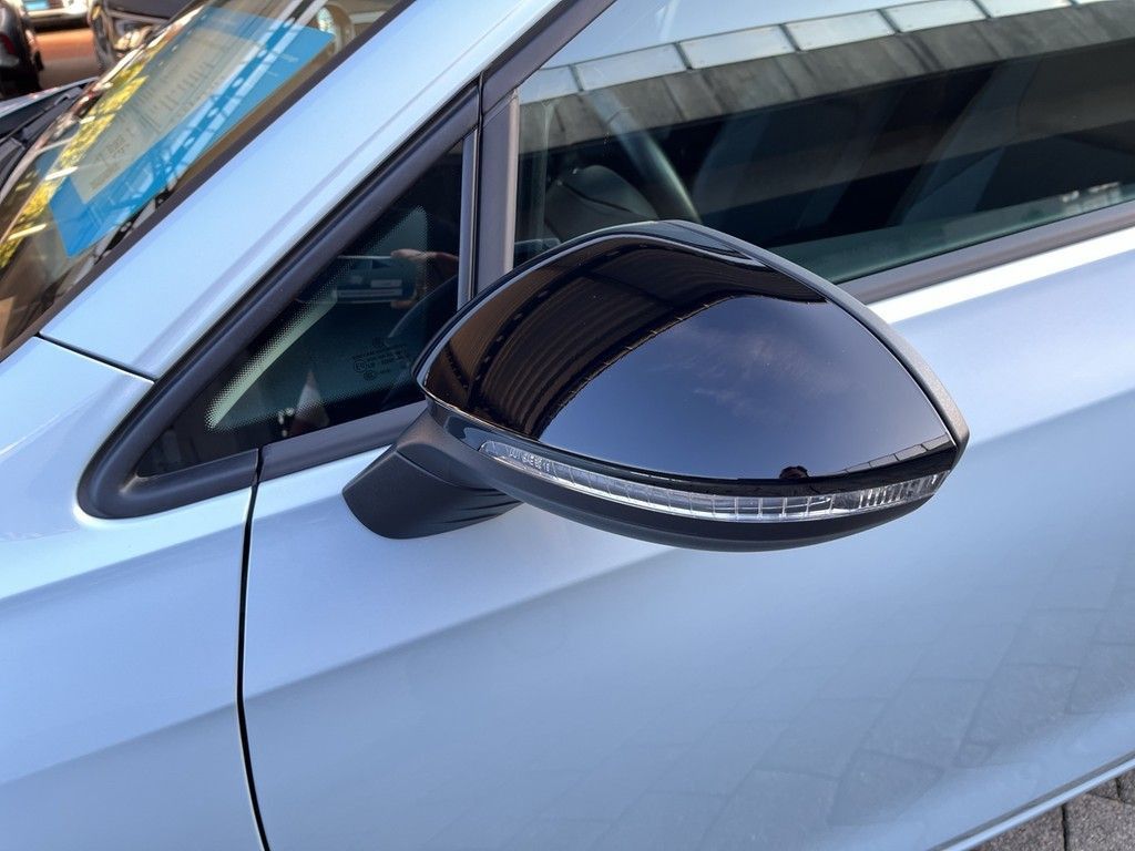 Volkswagen Golf - Bild 18