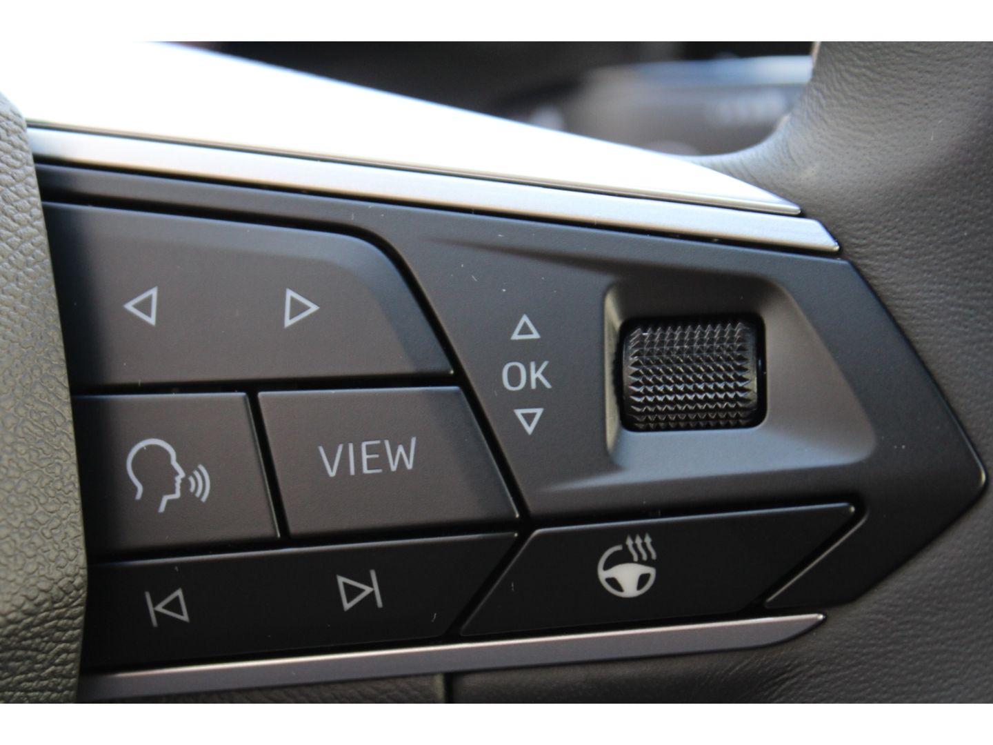 Fahrzeugabbildung SEAT Leon Sportstourer Style LED GRA WiPa RFK FullLin