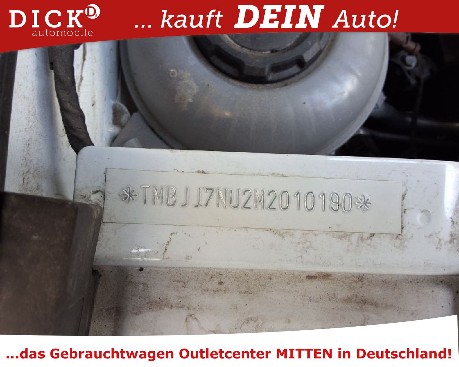 Fahrzeugabbildung SKODA Karoq 2.0d Drive LED/NAVI/ACC/SHZ/RFK/AHK/8Fa