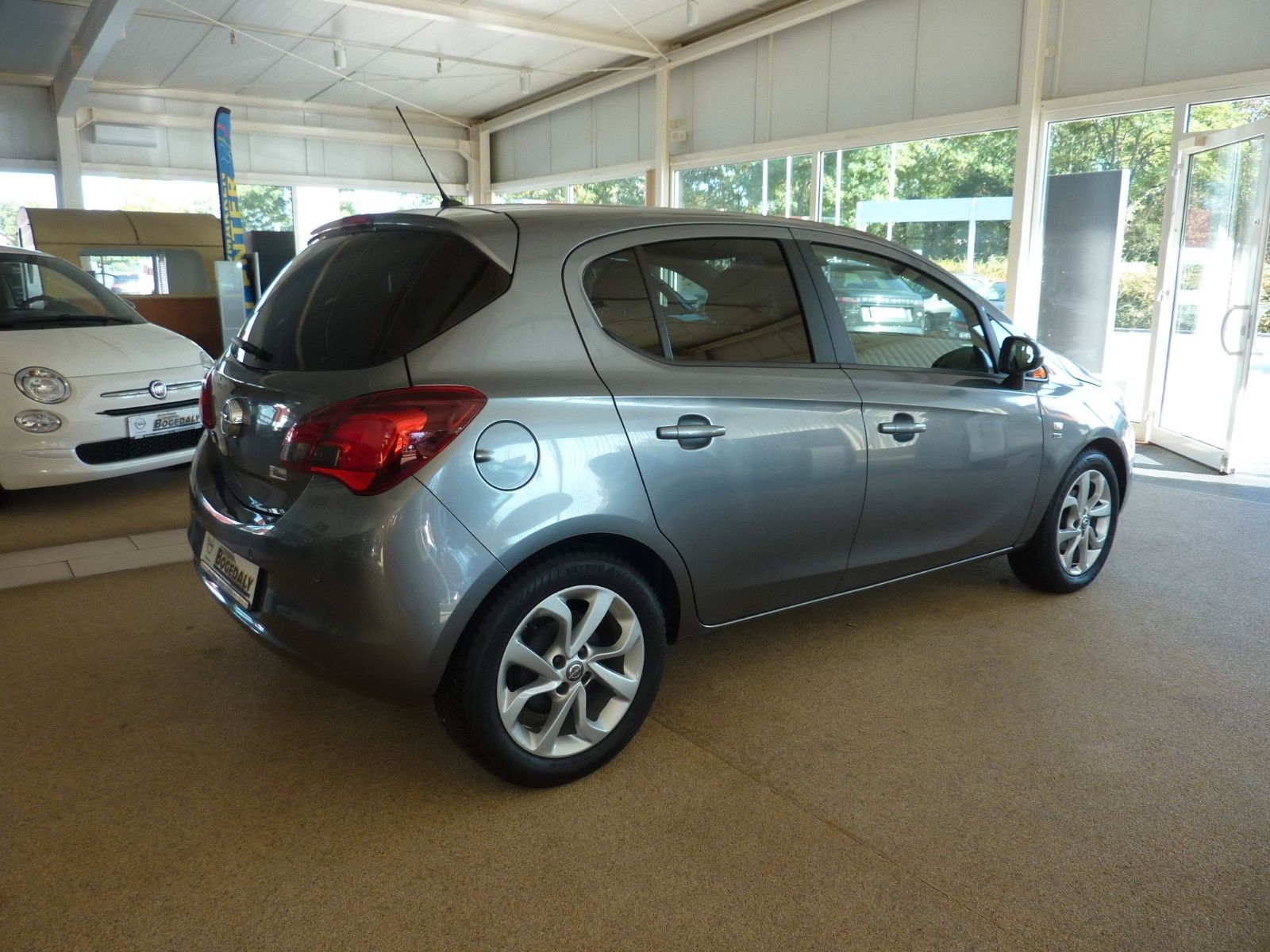 Fahrzeugabbildung Opel Corsa 1.4 Edition, AC, BC, PDC, RFK