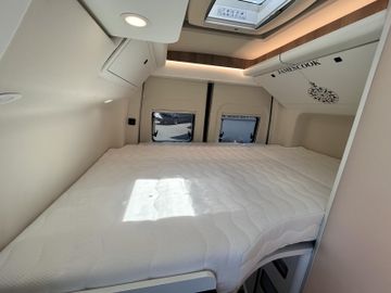 Westfalia James Cook 600 D CLESANA SOLAR 270Ah LITHIUM AHK
