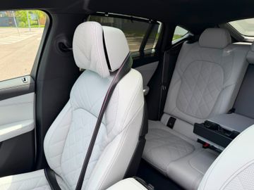 BMW X6 - 10