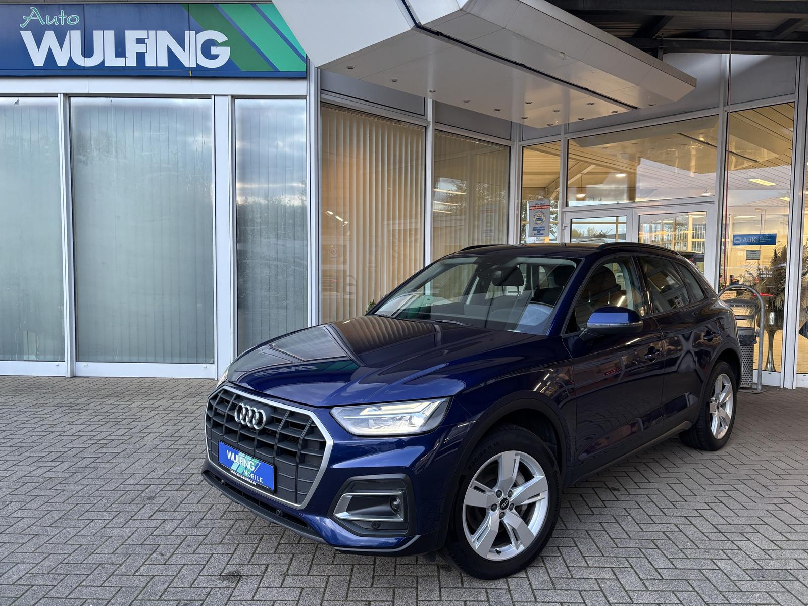 Audi Q5 50 TFSI e quattro FPK LED MMI plus PDC AHK