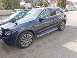 Mercedes-Benz 220 d 4 MATIC