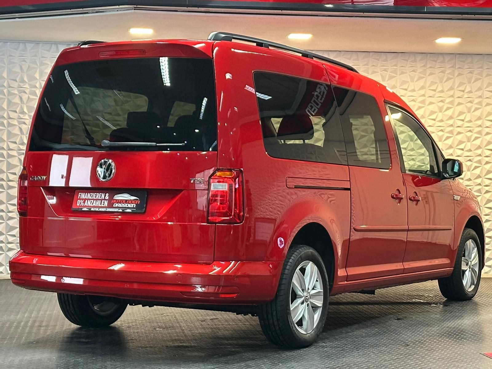 VW Caddy Maxi 2.0TDI COMFORTLINE* TEMPO#SHZ#FH#SH - Image 8