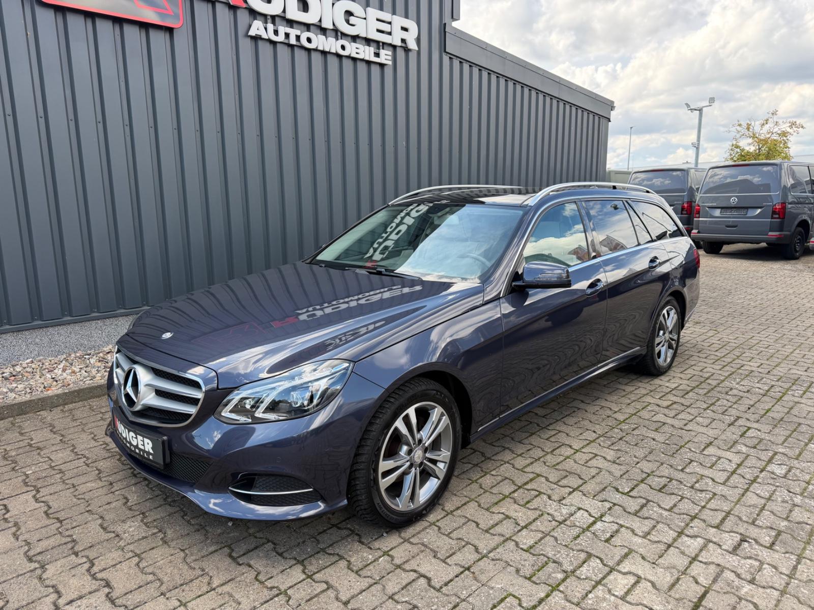 Mercedes-Benz E 220 E T-Modell E 220*Panno*Leder*
