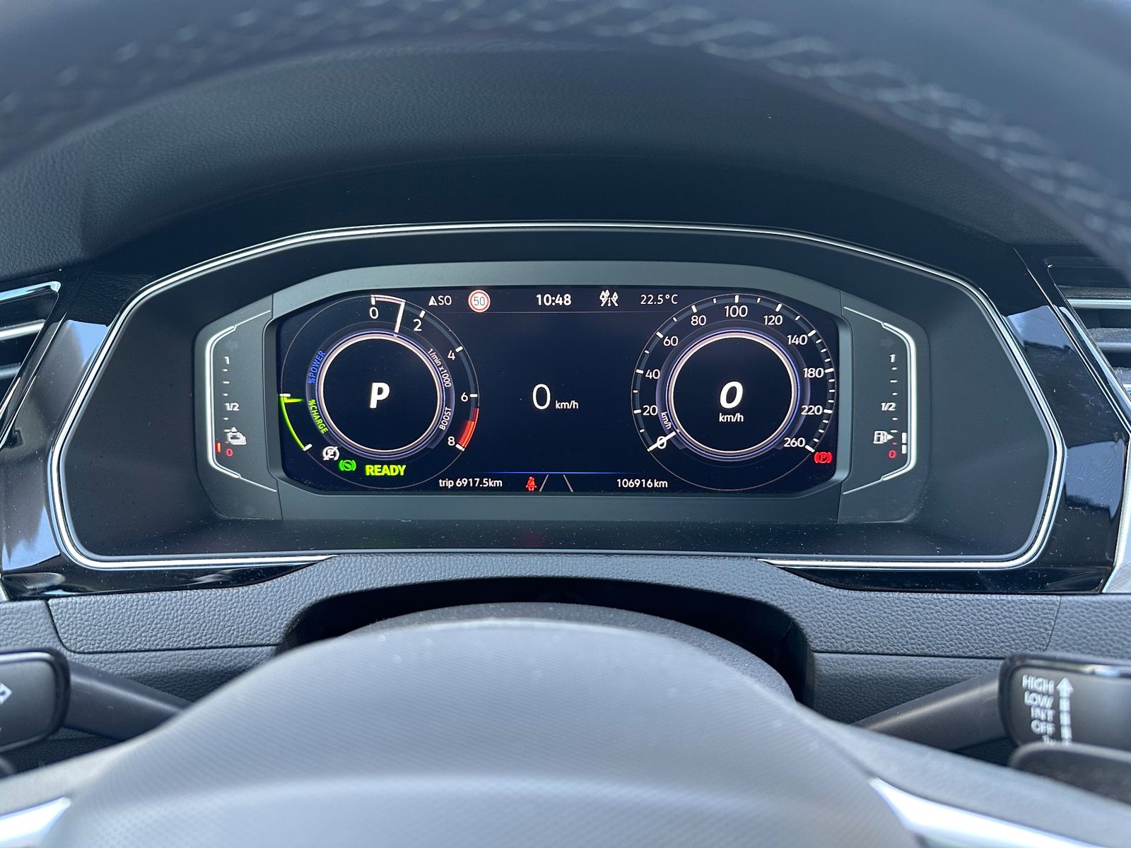 Fahrzeugabbildung Volkswagen Passat Variant GTE R-Line NAV+LED+KAM+HUD+AHK