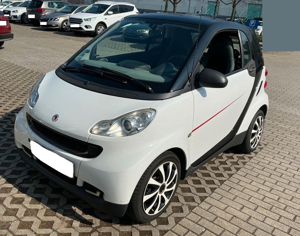 Smart ForTwo AUTOMATIK Coupé mhd TÜV 08.27 Klima NAVI