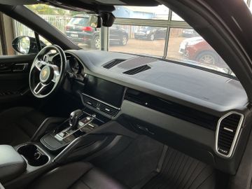 Porsche Cayenne - 9