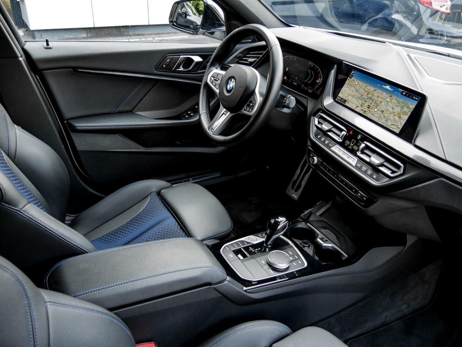 BMW 1 Series d xDrive M SPORT+ACC+HuD+H/K+DA+PA, миниатюра 3