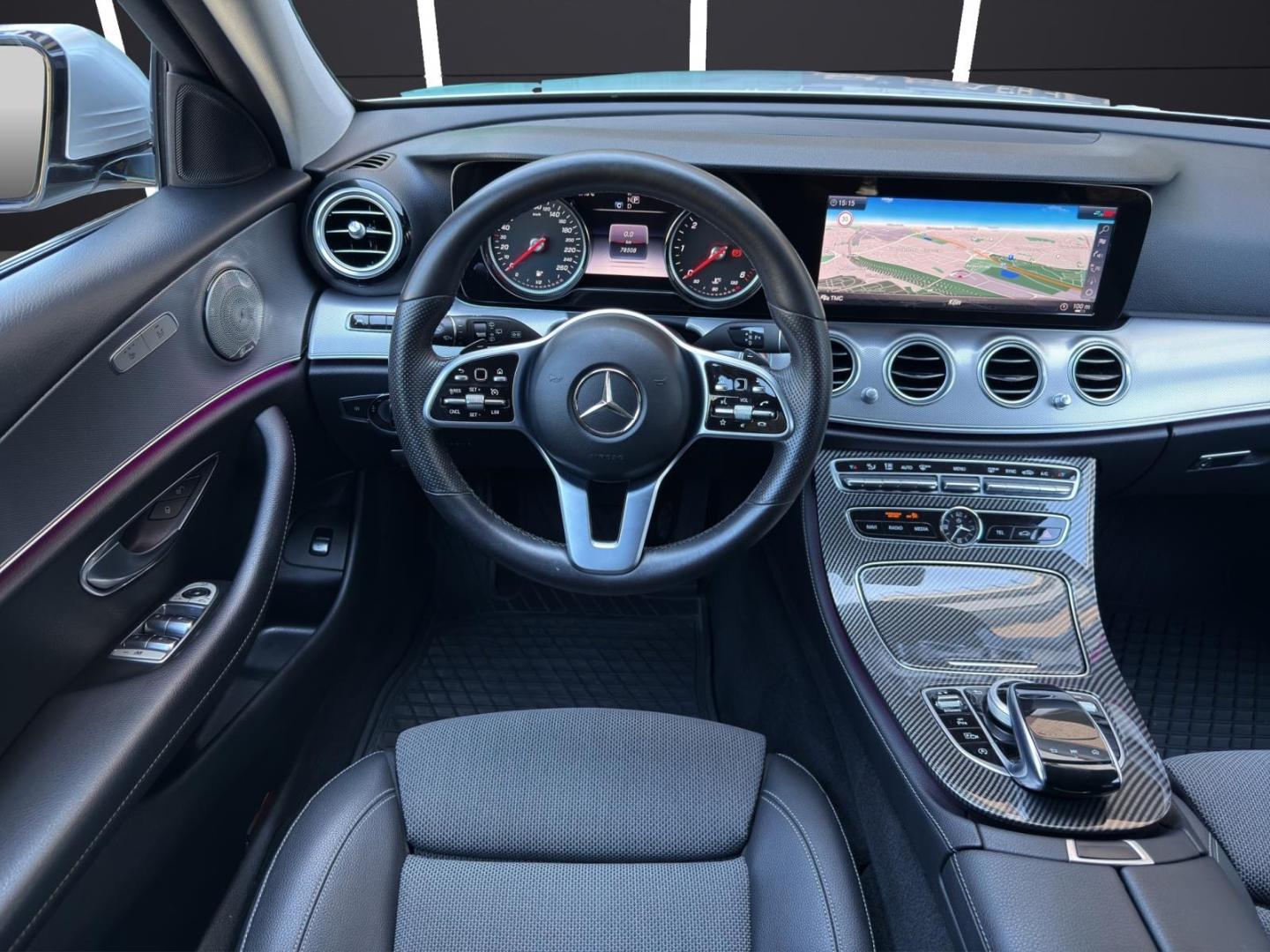 Mercedes-Benz E 220 d T Avantgarde MBUX COMAND Kamera LED Appl