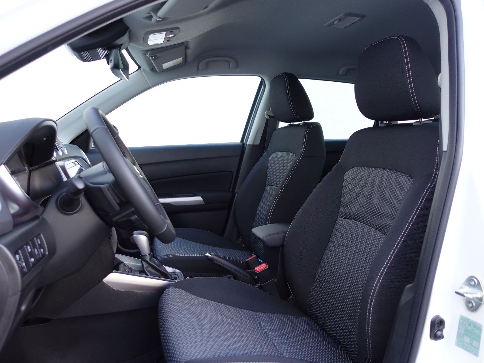 Fahrzeugabbildung Suzuki Vitara 1.4 Comfort 6-Stufen Automatik Navi,SHZ