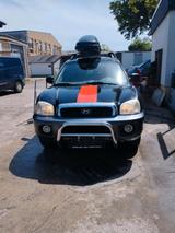 Hyundai Santa Fe 2.4 GLS  4 WD - Hyundai SANTA FE aus 2003: Geländewagen