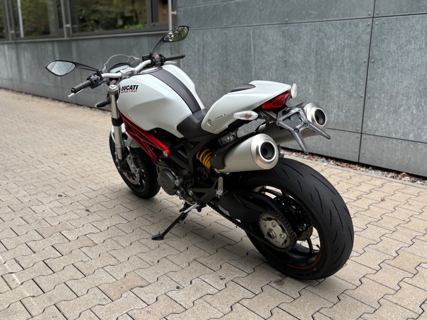 Fahrzeugabbildung Ducati Monster 796