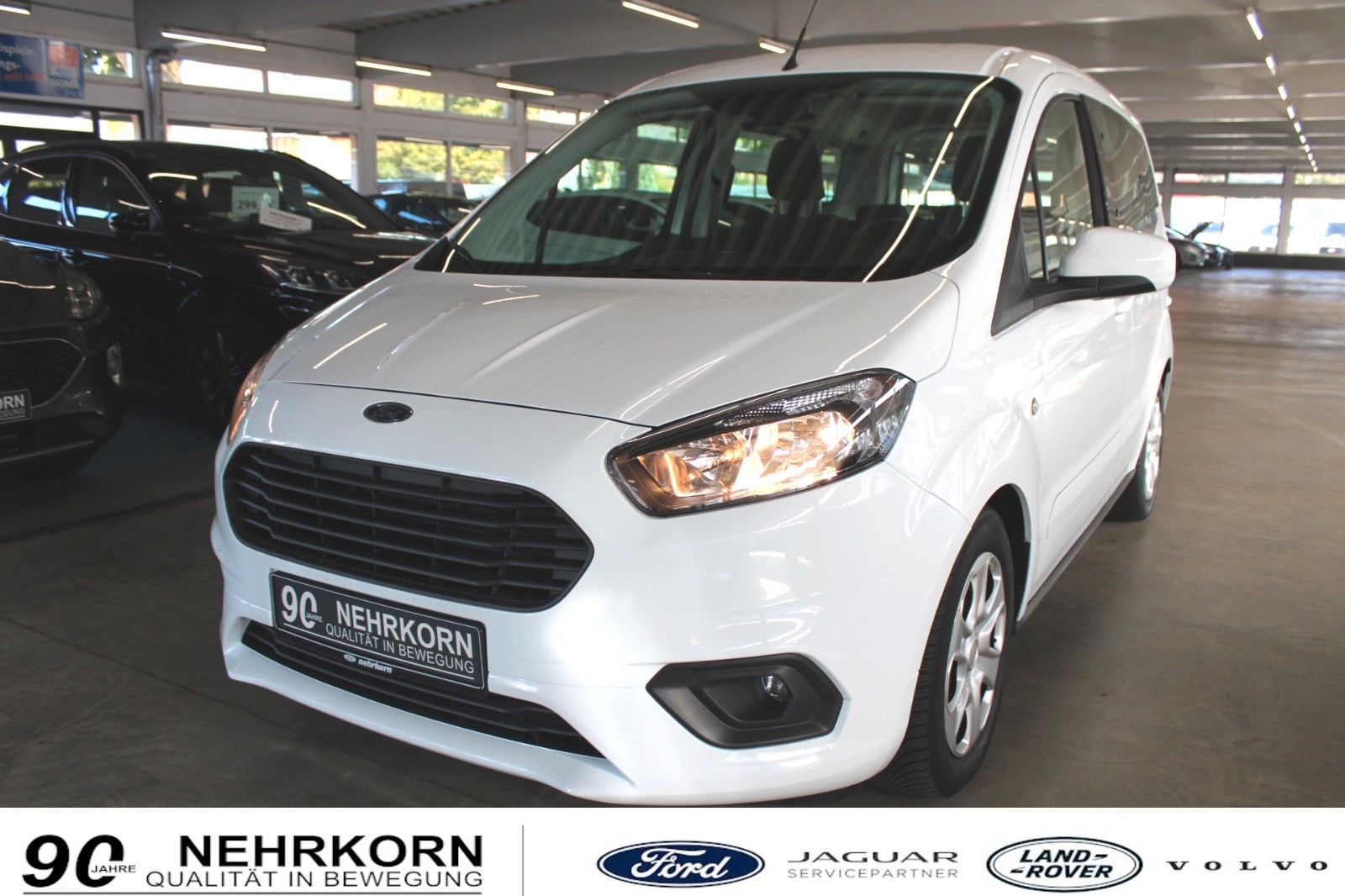 Fahrzeugabbildung Ford Tourneo Courier 1.5 TDCi Trend AHK KLIMA WinterP
