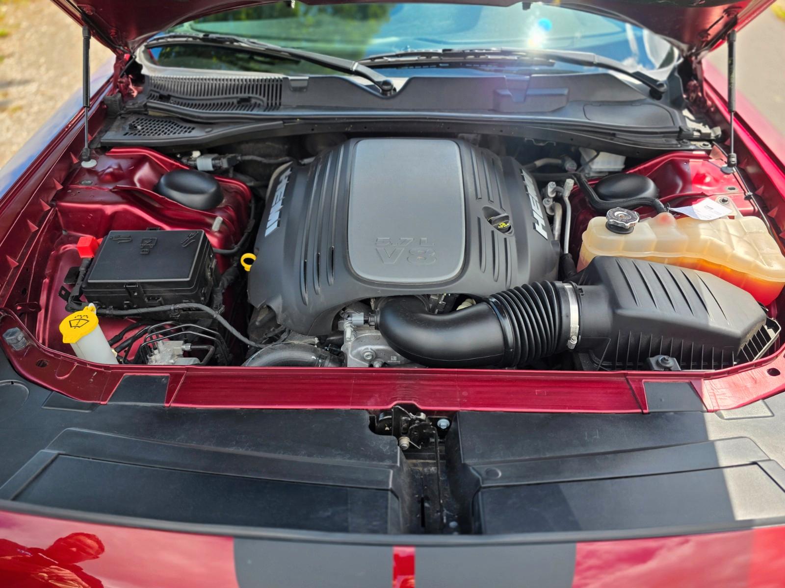 Dodge Challenger R/T 5.7 HEMI V8 Octane Red Leder, миниатюра 9