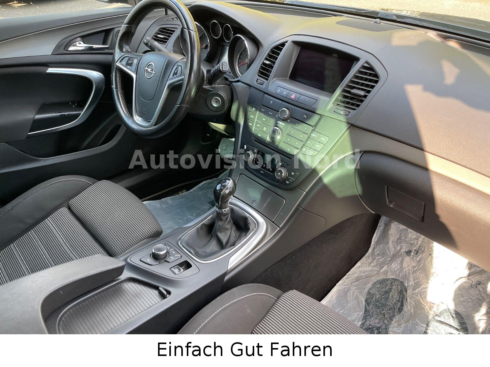 Opel Insignia 2011 — фото 10