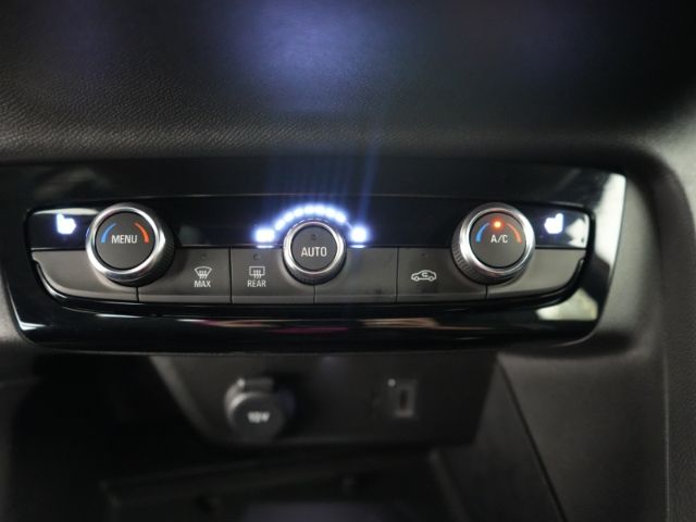 Corsa F FACELIFT GS+LED MATRIX+NAVI+RÜCKFAHRKAME
