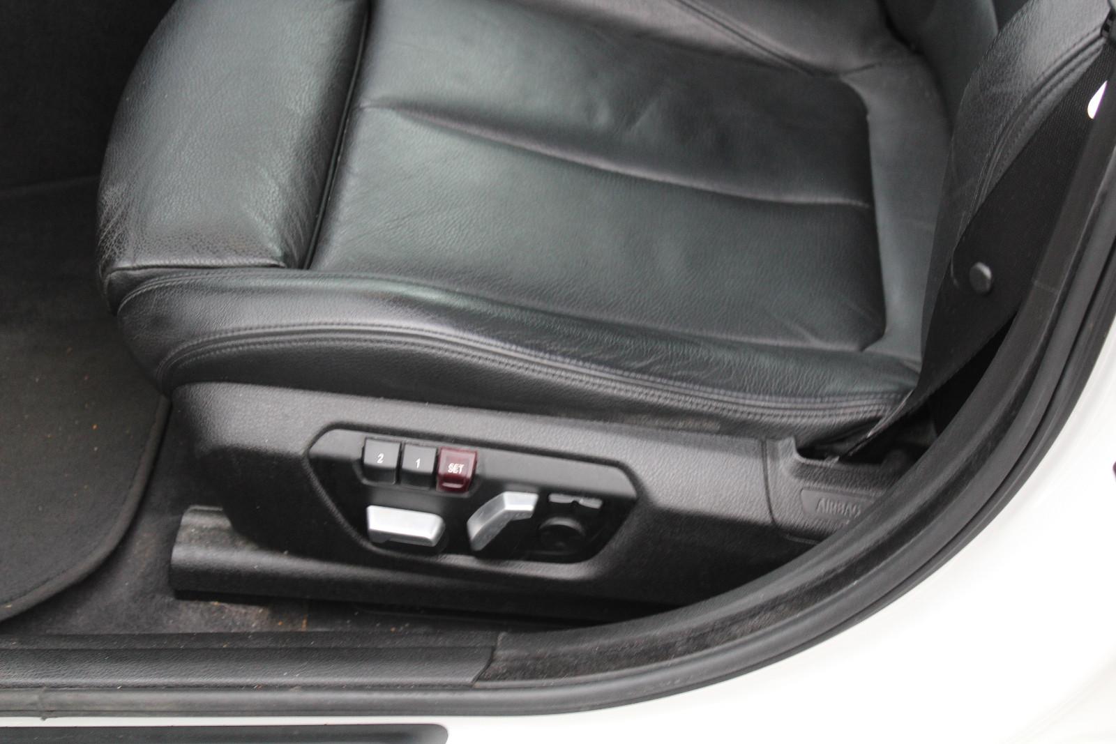 BMW 330d M-SPORTPAKET GT+PANO+KAMERA+HUD+LEDER+H&K