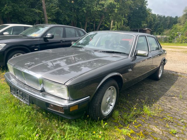 Jaguar XJ40, TÜV NEU, TOP Zustand, AUTOMATIK