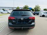 Volkswagen Passat 2.0 TDI SCR 176kW DSG 4MOTION Highlin... - Volkswagen Passat mit Diesel-Antrieb: Standheizung