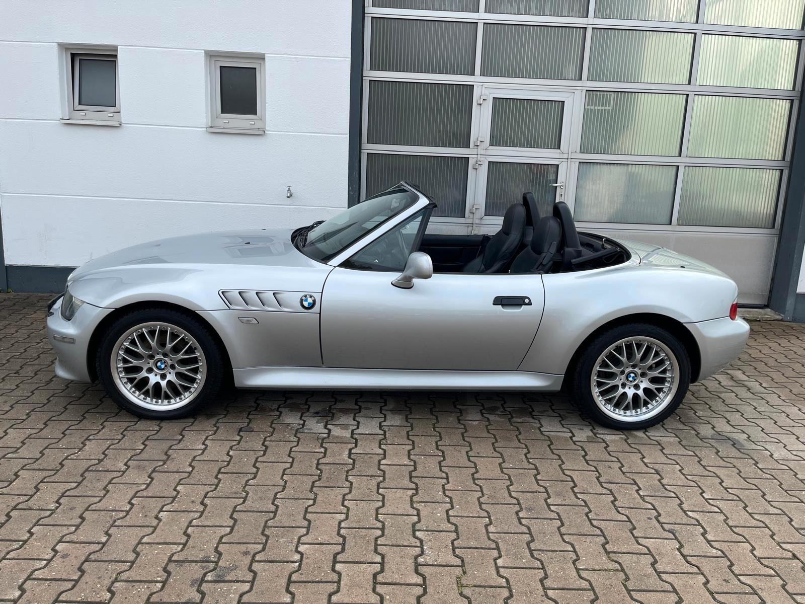 BMW Z3 Roadster 3.0iA/Sportpaket/SHZ/TÜV NEU/Klima