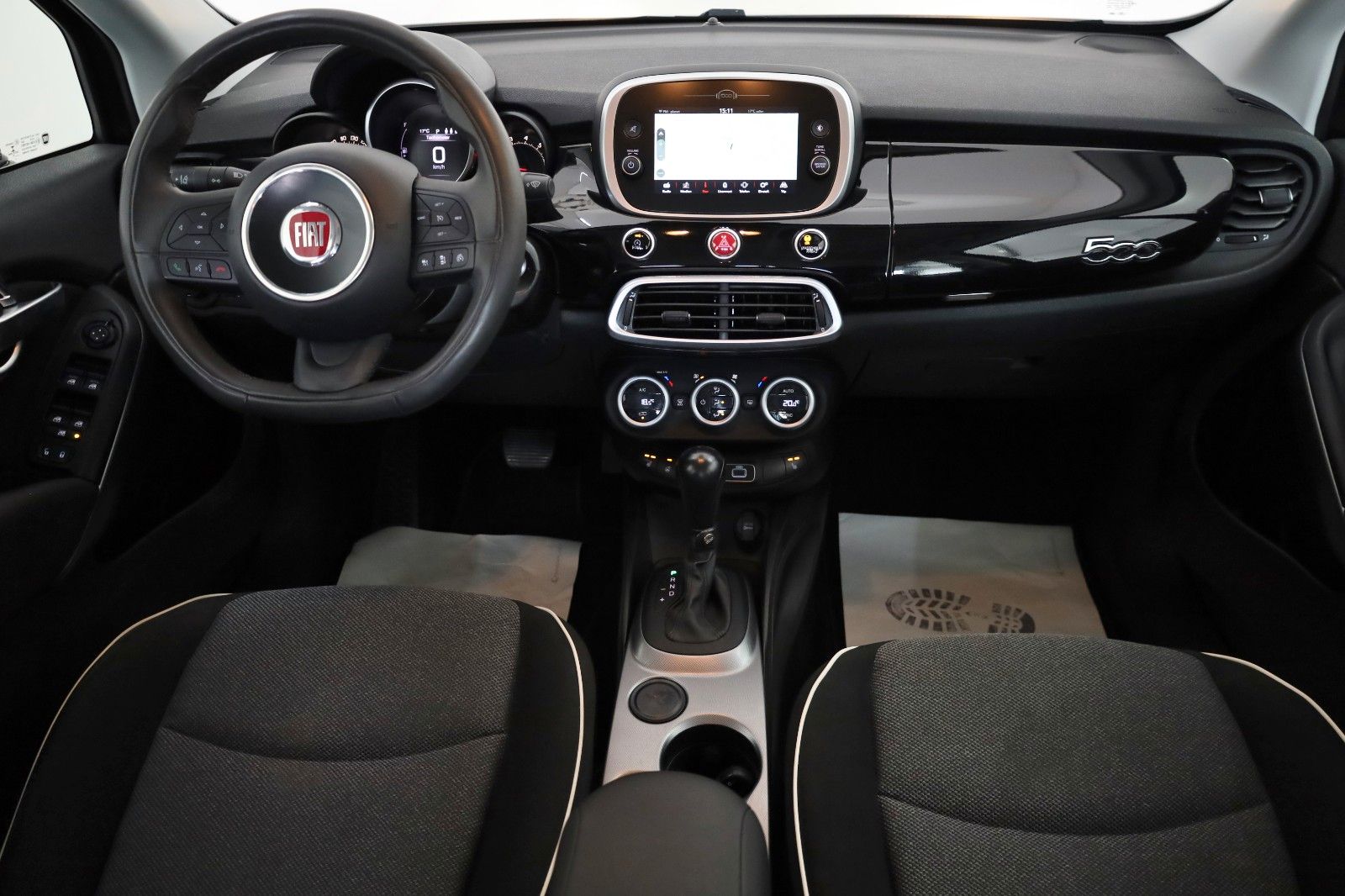 Fahrzeugabbildung Fiat 500X Pop Star Navi,Massage,SH,PDC,SR+WR