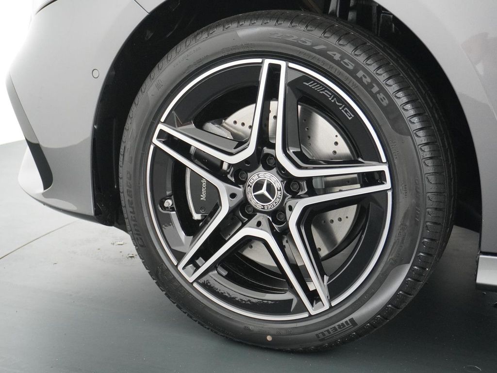 Mercedes-Benz A 250 e Star Edition AMG Line | Nightpakket | Ve