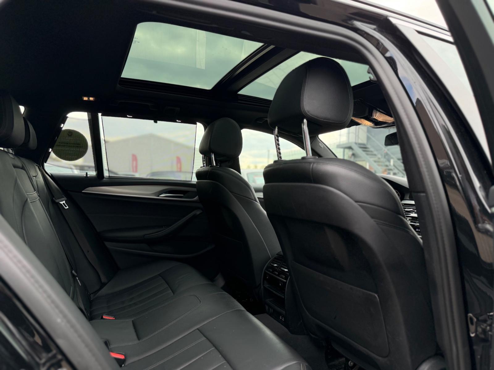 BMW 530d Touring*PANO*LEDER*HUD*LED*HIFI*APPLECAR*