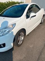 Peugeot 207CC Cabrio Modefarbe weiß - Peugeot 207: W