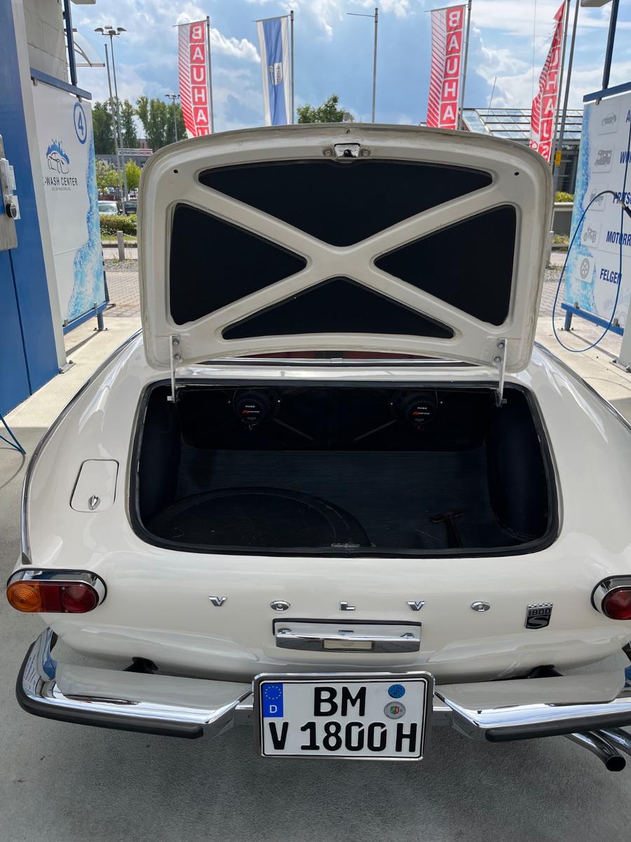 Volvo P1800 S  SEHEN  FAHREN  KAUFEN. 