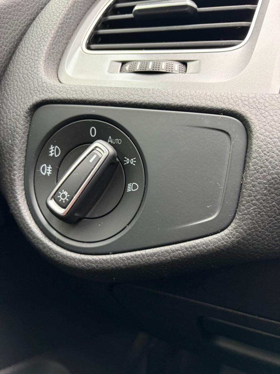 Volkswagen Golf 2.0 TDI BMT LOUNGE Variant LOUNGE