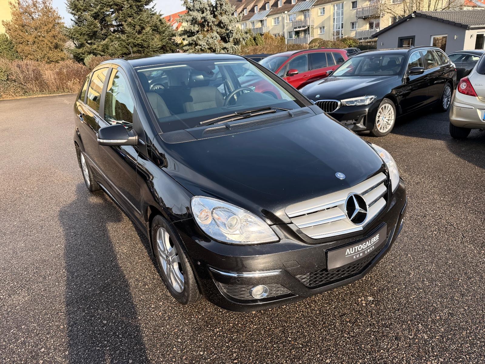 Mercedes-Benz B 180 / XENON / SITHZ / KLIMA / TEMPOMAT