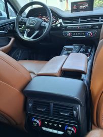 Audi Q7 - 9