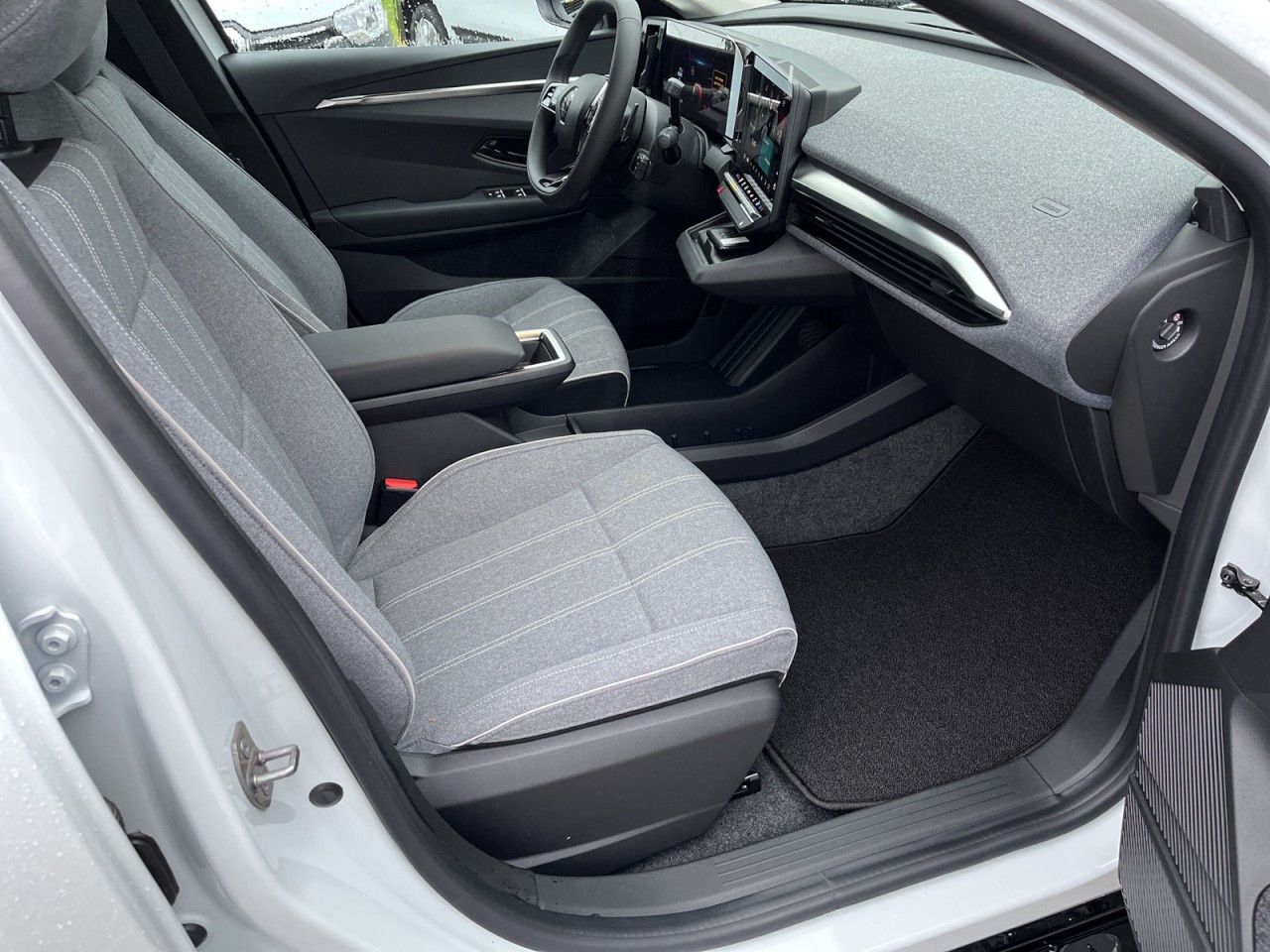 Renault Megane E-TECH - Bild 15