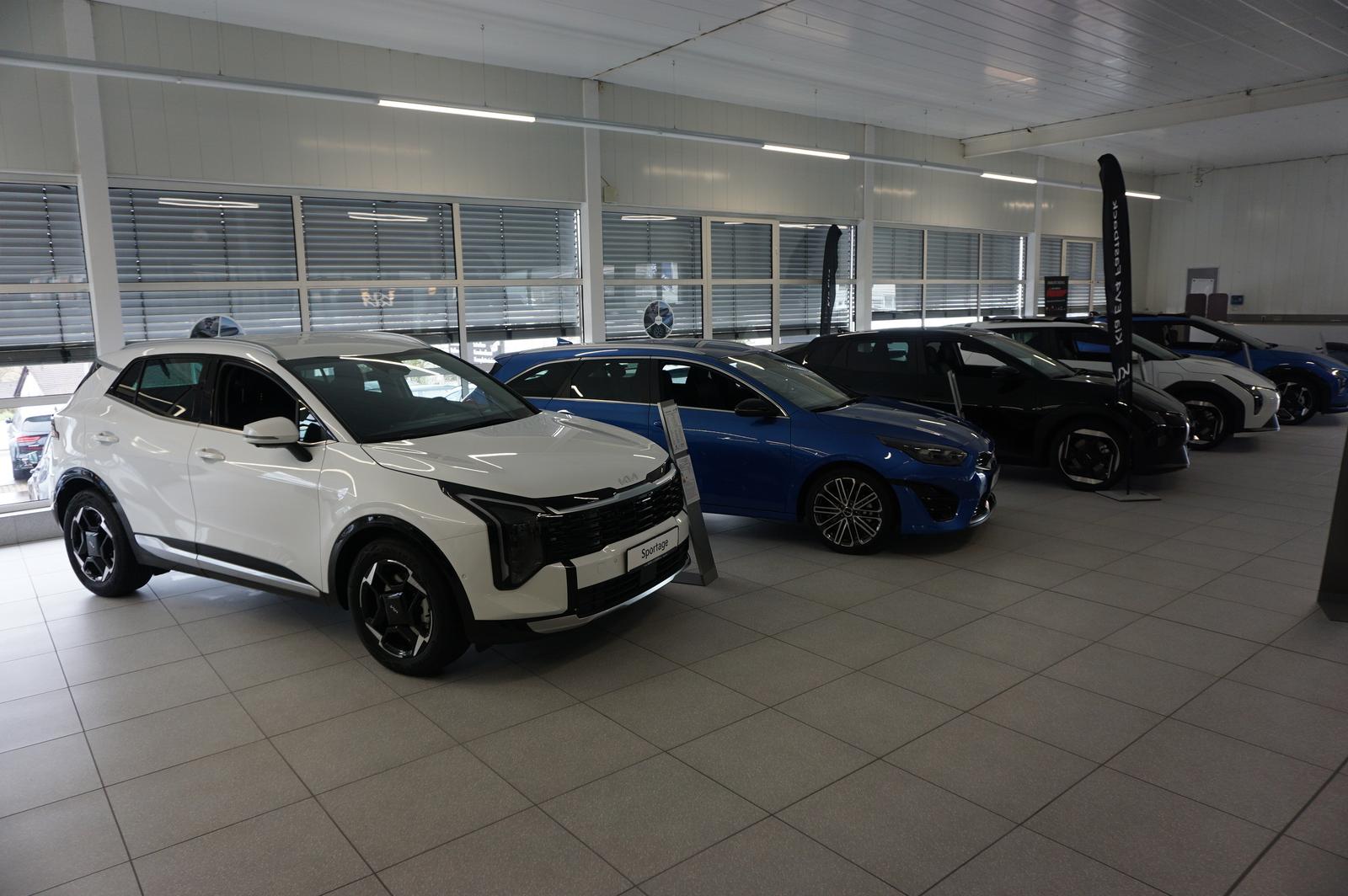 showroom-image-main