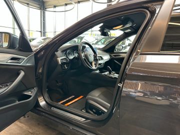 MYAUTOCENTER – Gebraucht- und Jahreswagen mit Werkstattservice in Pfaffenhofen BMW 520 *Navi*ACC*NAVI*LED*KAM*CARPLAY*
