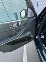 BMW X5 M50 M50d-Massage SoftC PANO SkyL HUD 360 KLS - gebrauchte BMW X5 M50 aus dem Jahr 2020