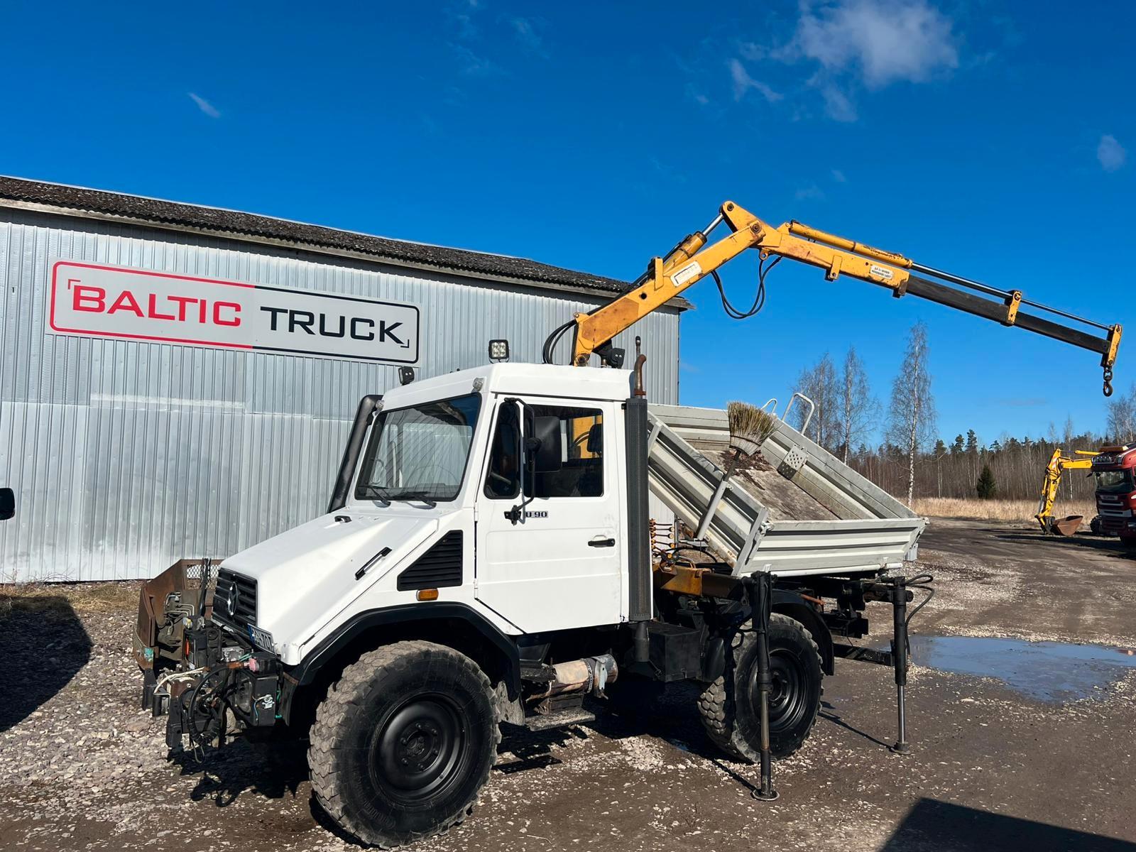 Mercedes-Benz UNIMOG U90, 3-SIDE TIPPER + CRANE