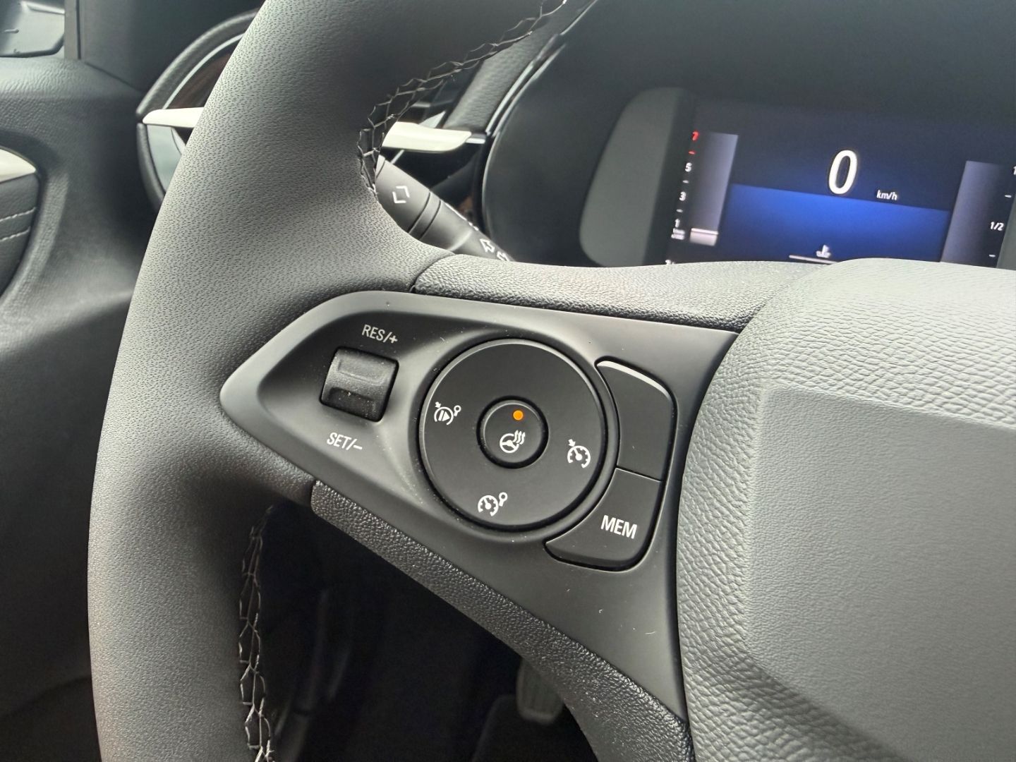 Fahrzeugabbildung Opel Corsa F GS SHZ+LHZ+Kamera+Allwetter