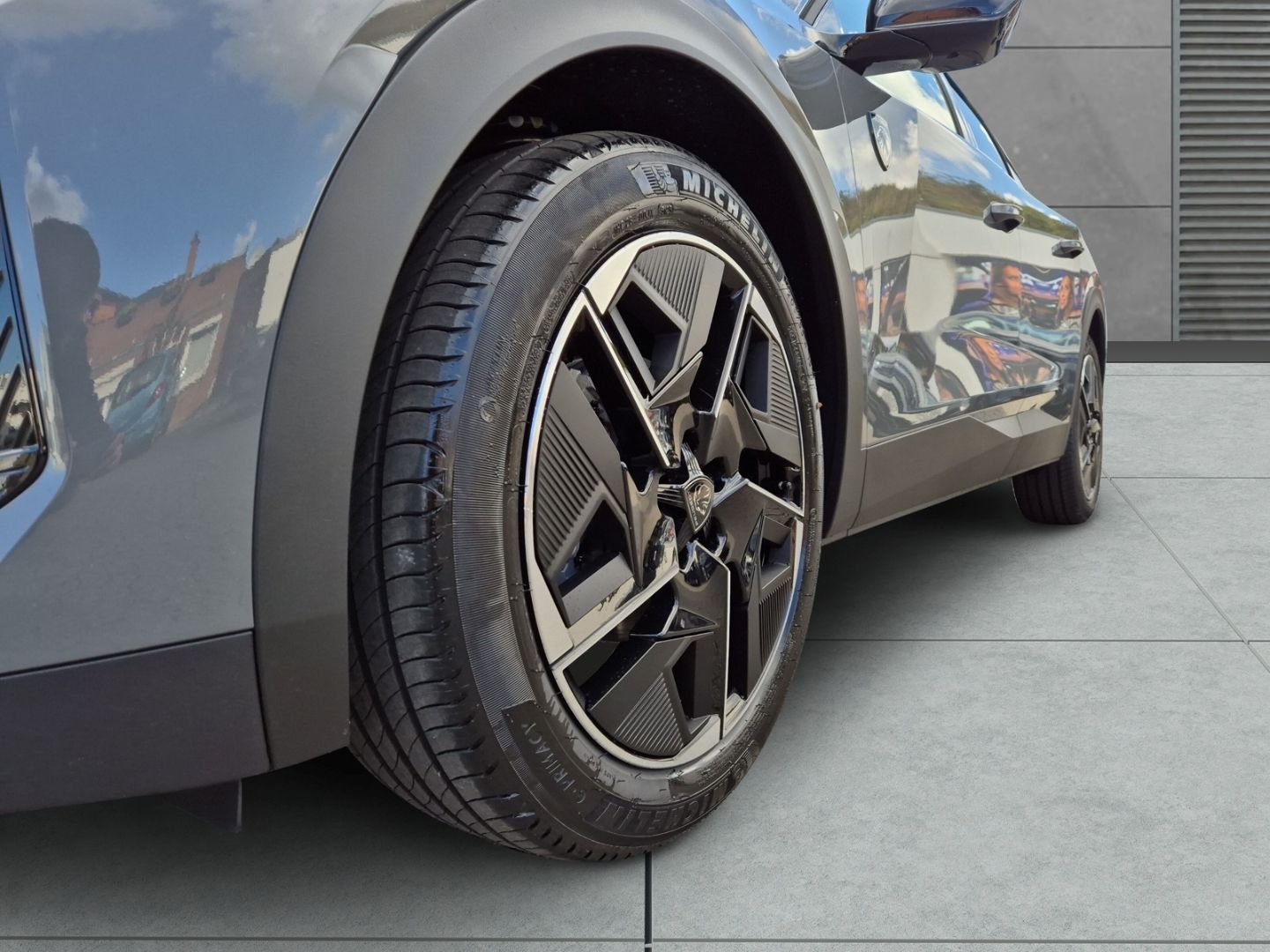 Peugeot 408 - Bild 4