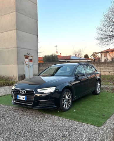 Audi A4 Avant 35 TDI S tronic S line edition