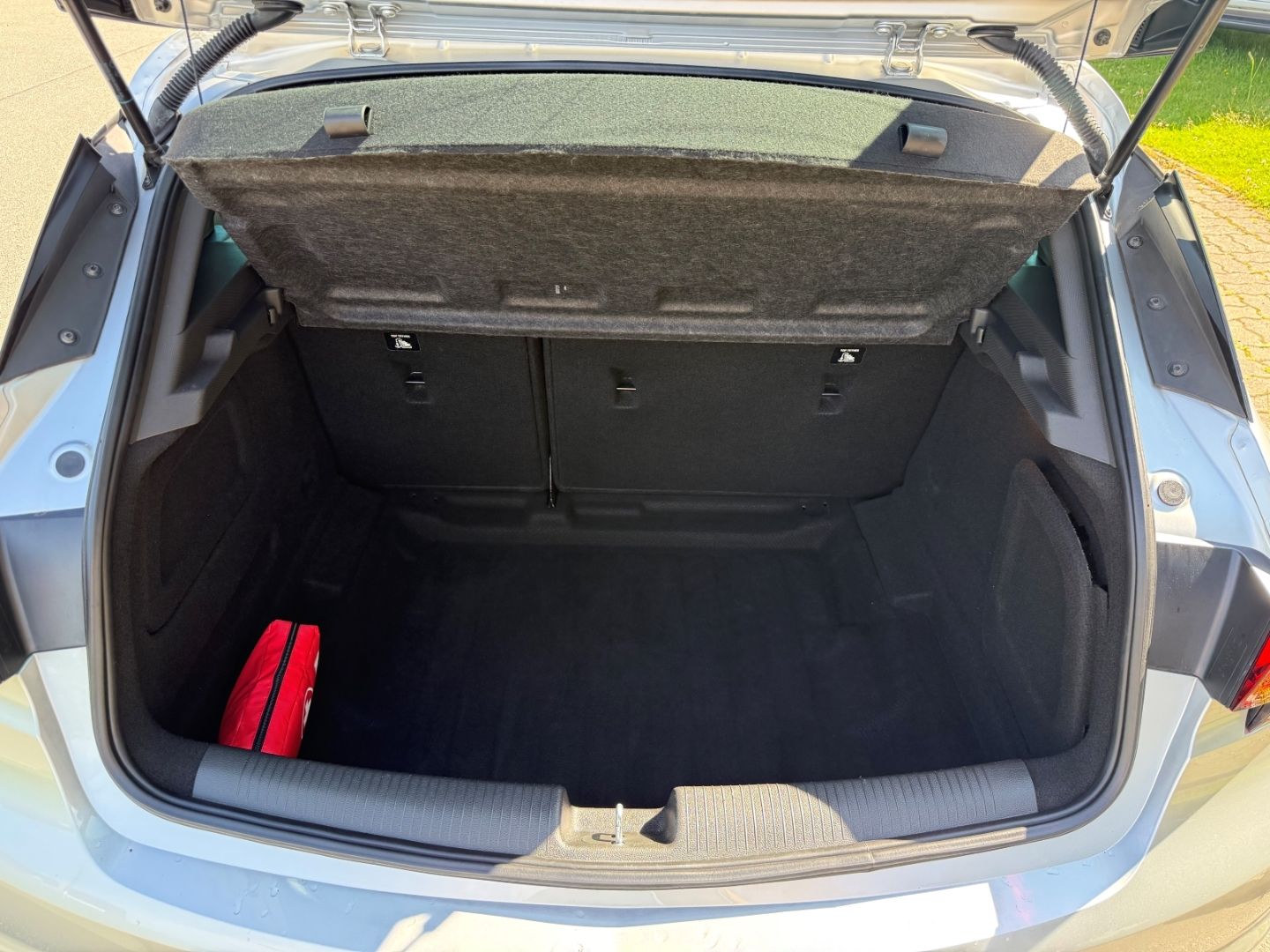 Fahrzeugabbildung Opel Astra K 1.2 Turbo Edition SHZ+LHZ+Kamera