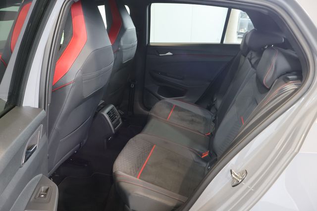 Volkswagen Golf VIII 2.0 TSI GTI Clubsport AID+LED+CARPLAY
