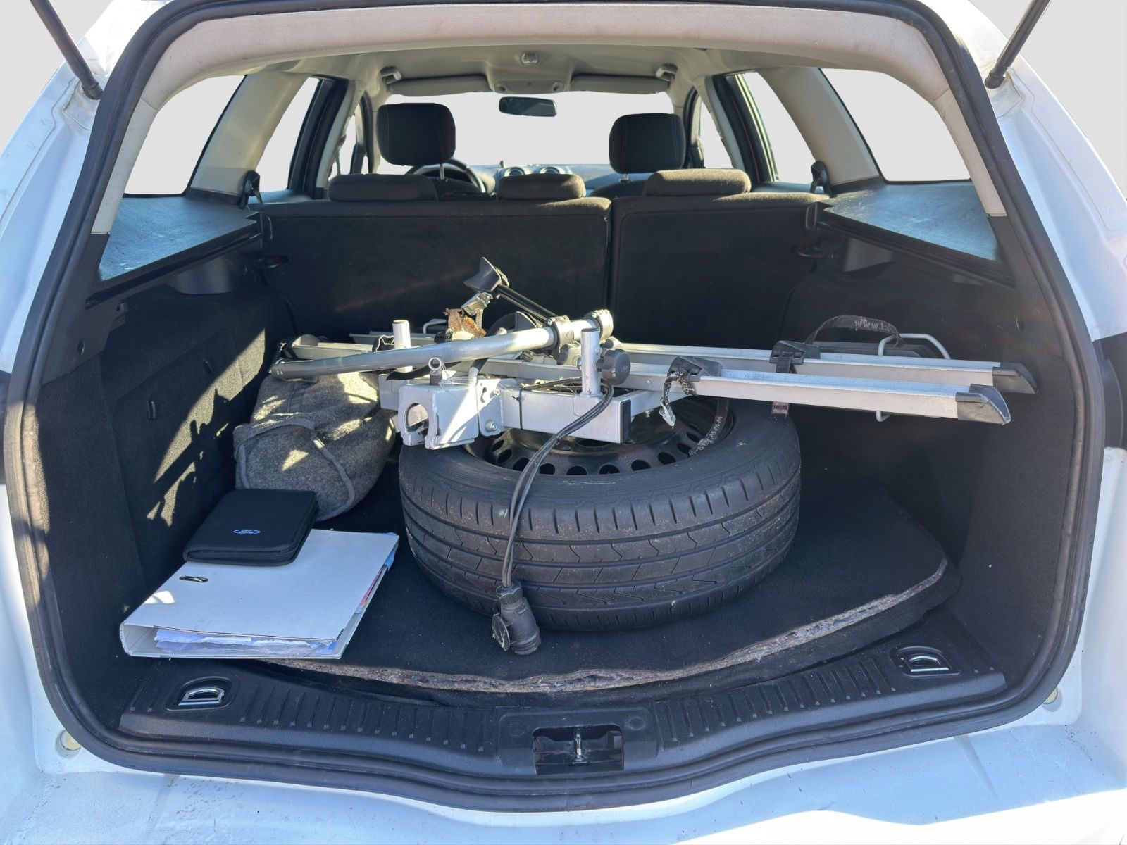 Fahrzeugabbildung Ford Mondeo Trend/II.Hand/Anhängerk./PDC/