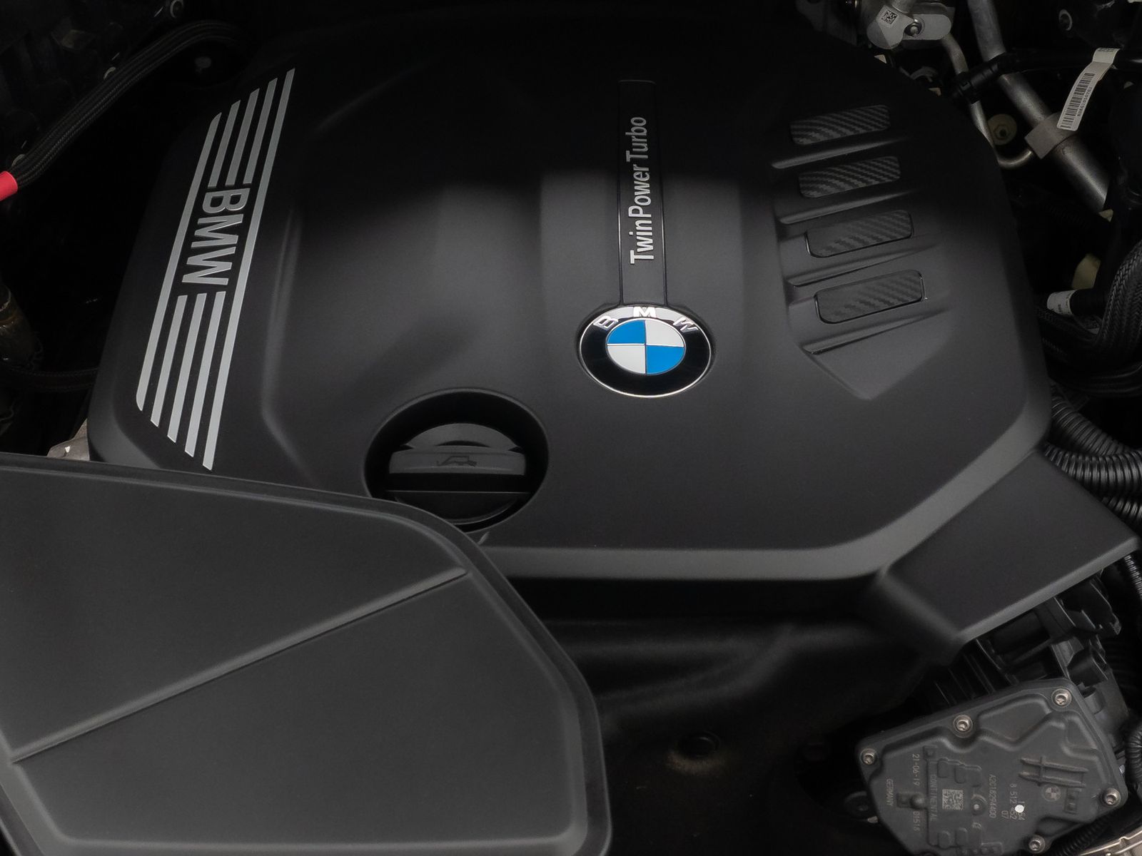 Fahrzeugabbildung BMW X3 xD20d M Sport Alarm HiFi GeschwindigRe 19Zoll