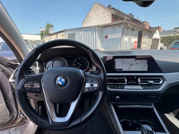 BMW 318 - 9