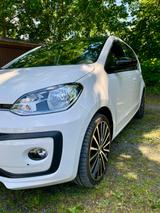 Volkswagen VW up! 1.0 55kW high up! 17" schwarzes Dach - Volkswagen up! in Chemnitz