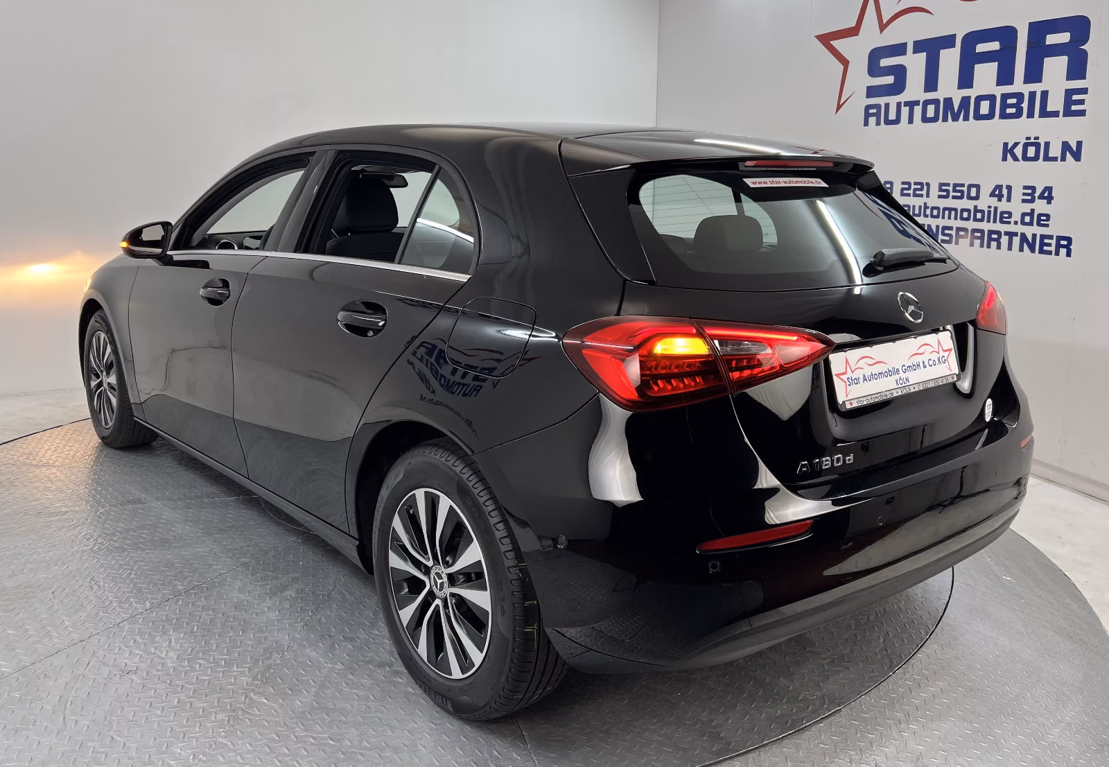 Mercedes-Benz A-Class d 2,0 CDI 85 kW MBUX NAVI SITZH TEMP EU6d, миниатюра 8