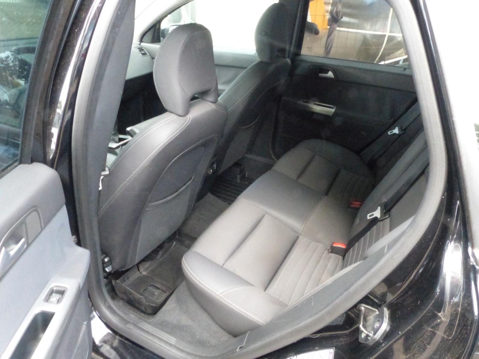 Volvo V50 2006 — photo 8